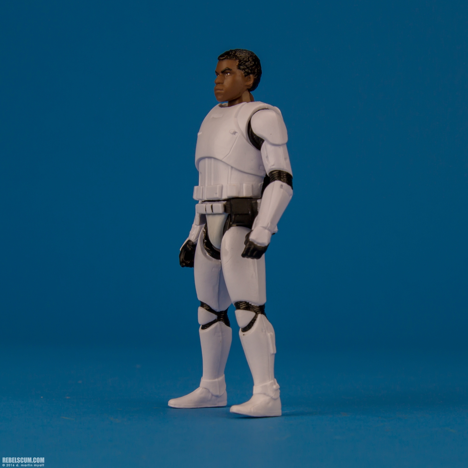 Finn-FN-2187-Armor-Up-Hasbro-The-Force-Awakens-007.jpg