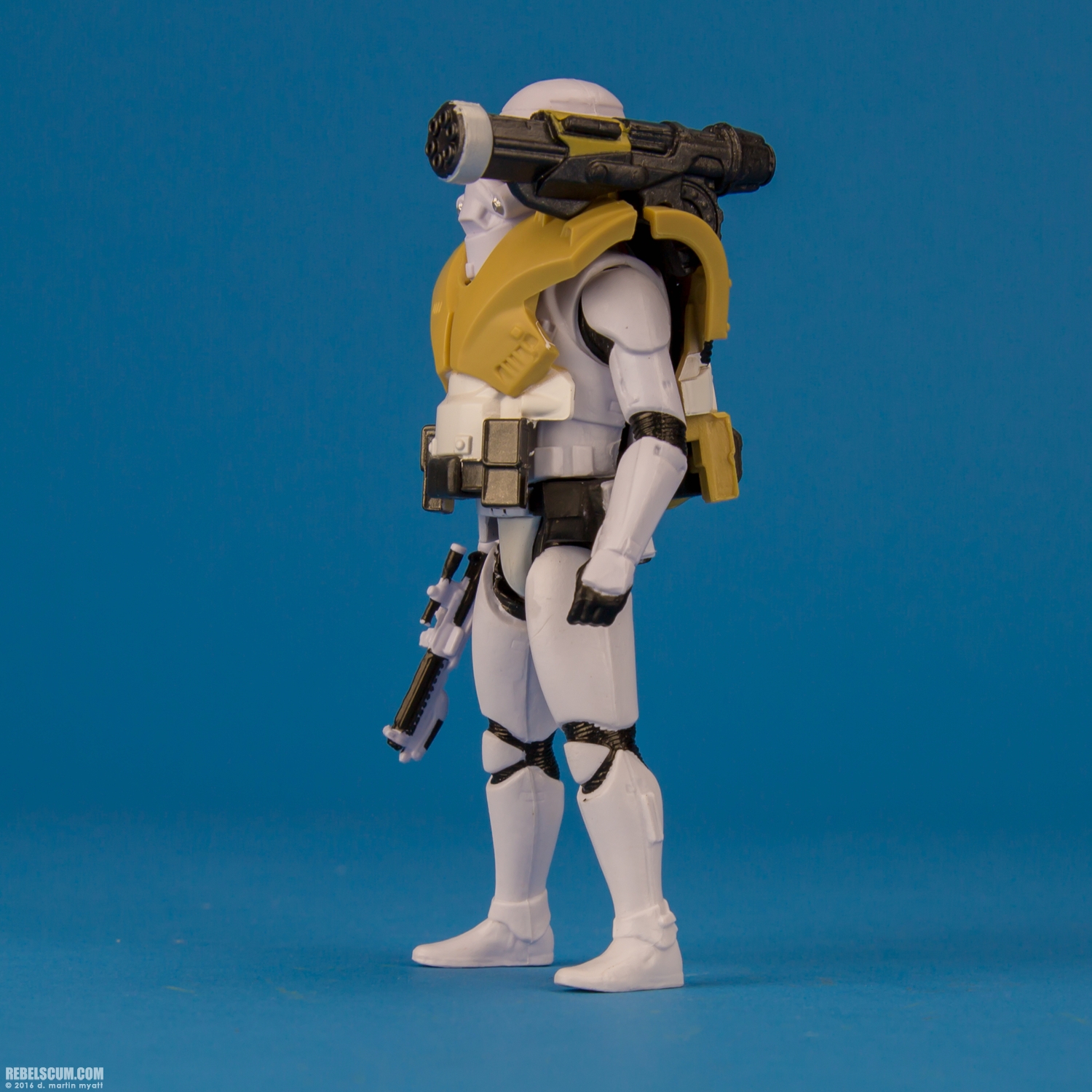 Finn-FN-2187-Armor-Up-Hasbro-The-Force-Awakens-011.jpg