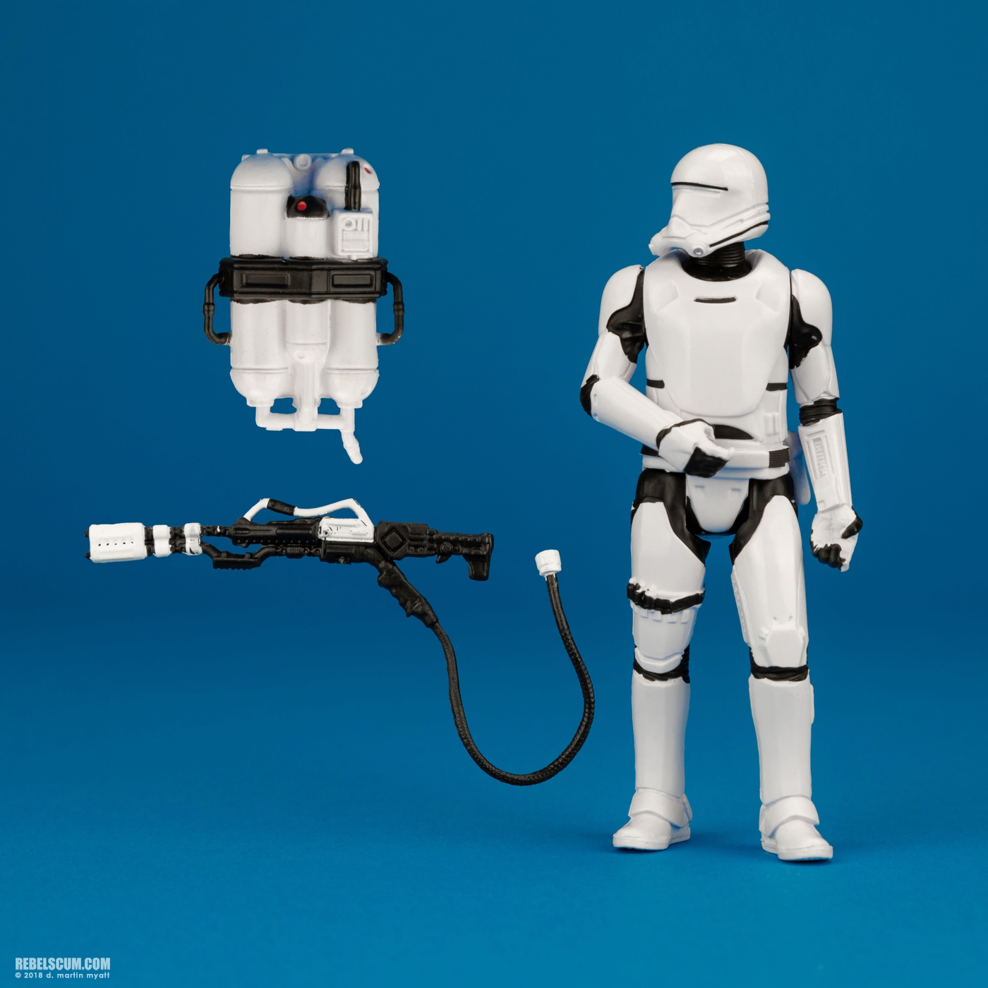 First-Order-Flametrooper-Force-Link-Star-Wars-Universe-009.jpg