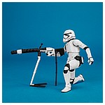First-Order-Stormtrooper-Deluxe-Amazon-The-Black-Series-014.jpg