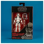 First-Order-Stormtrooper-Executioner-The-Black-Series-375-011.jpg