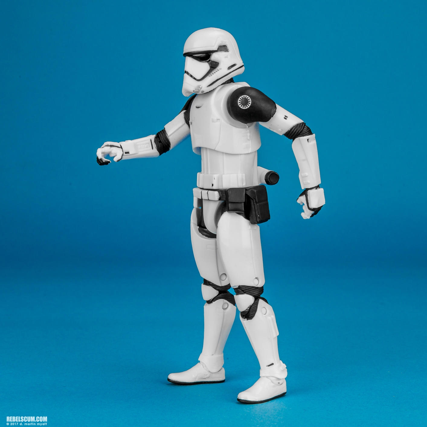 First-Order-Stormtrooper-Executioner-The-Black-Series-003.jpg