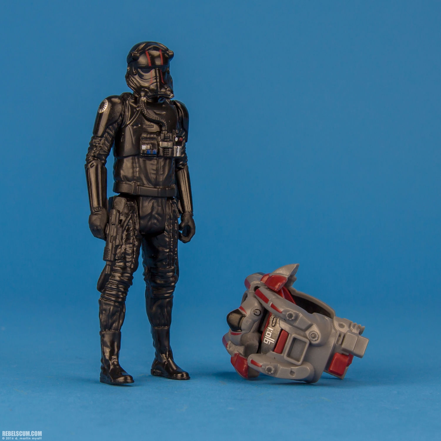 First-Order-TIE-Fighter-Elite-Armor-Up-Hasbro-010.jpg