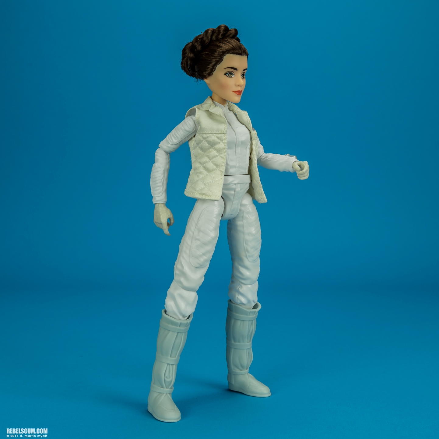 Forces-Of-Destiny-Princess-Leia-Organa-R2-D2-002.jpg