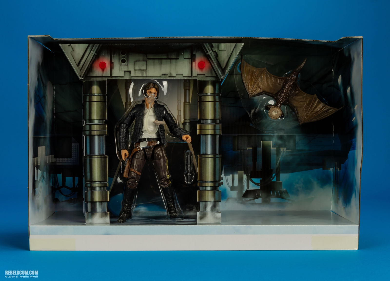 Han-Solo-Exogorth-Escape-The-Black-Series-SDCC-019.jpg