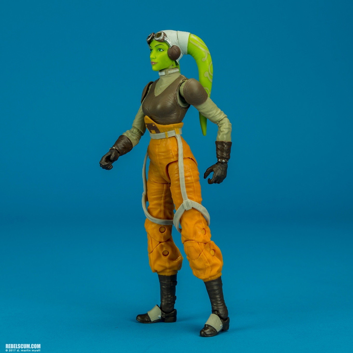 Hera-Syndulla-42-The-Black-Series-6-inch-Hasbro-003.jpg