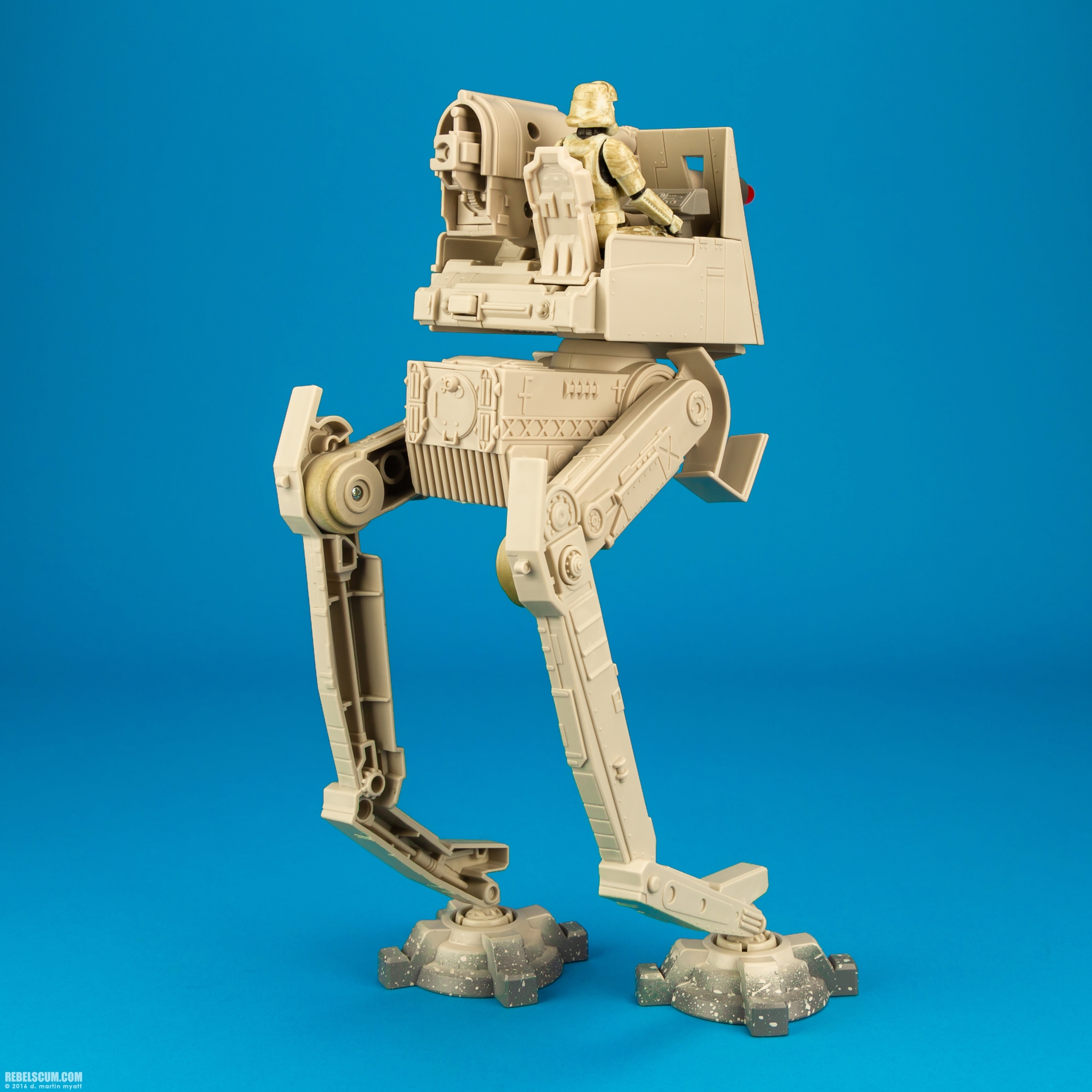 Imperial-AT-DT-Walker-Solo-Star-Wars-Universe-Hasbro-004.jpg