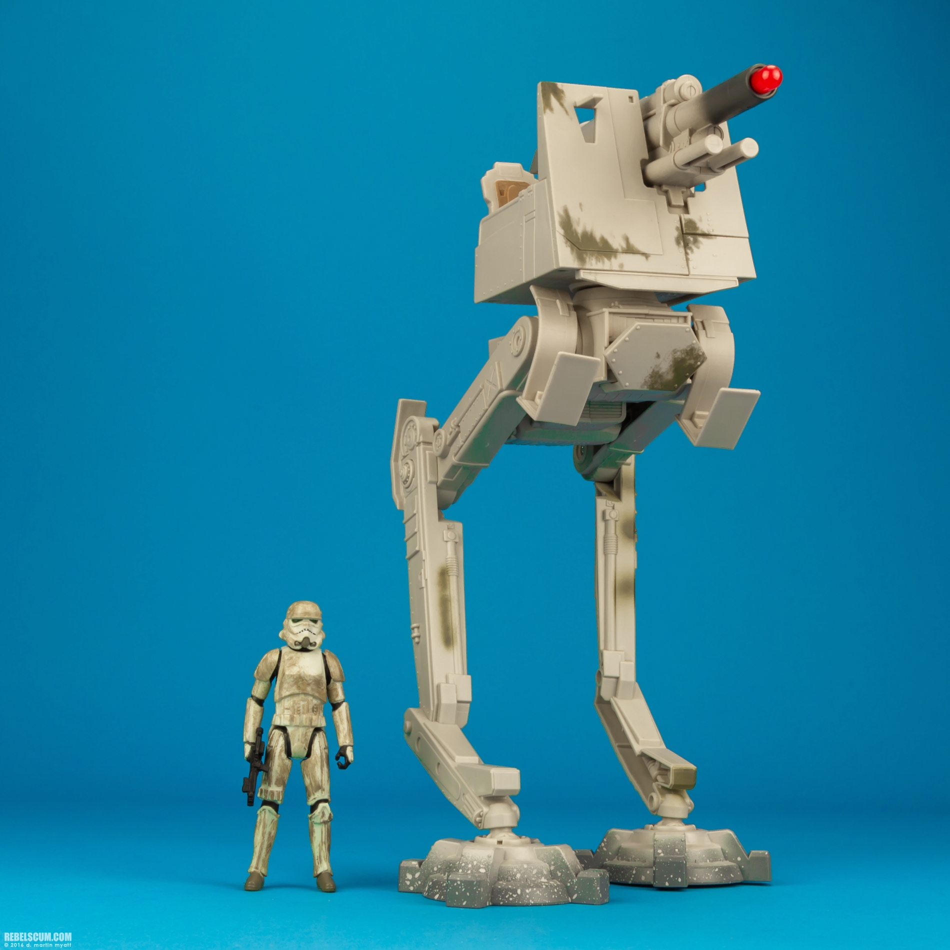 Imperial-AT-DT-Walker-Solo-Star-Wars-Universe-Hasbro-014.jpg