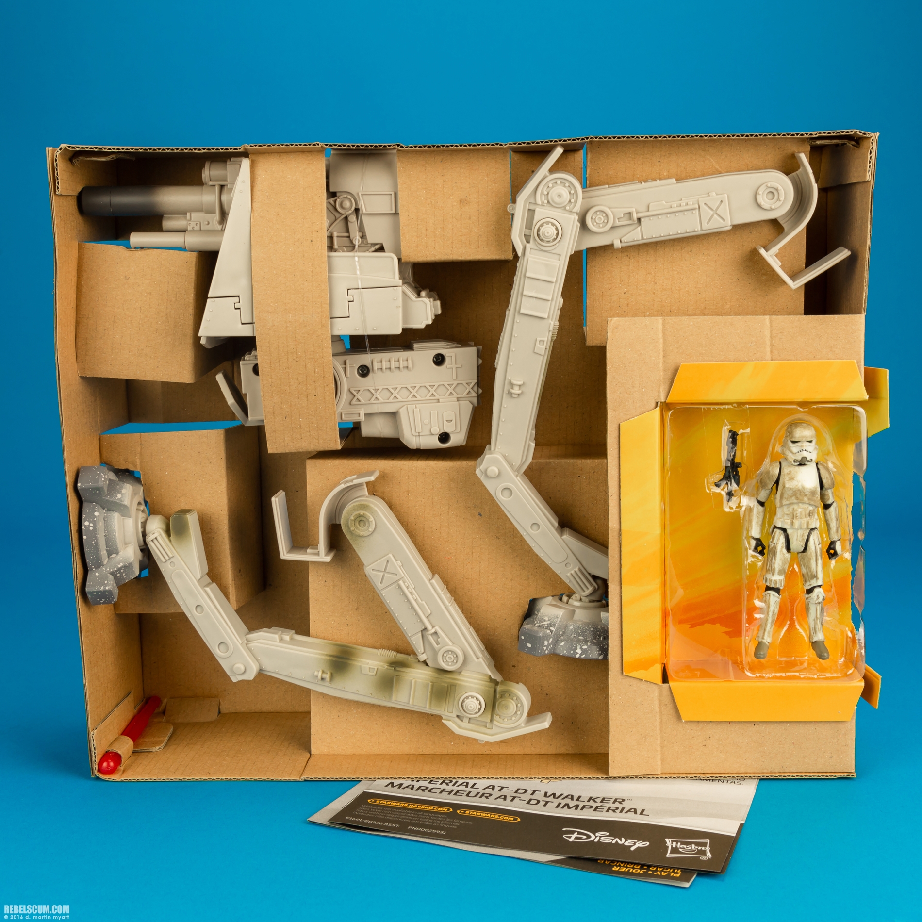 Imperial-AT-DT-Walker-Solo-Star-Wars-Universe-Hasbro-023.jpg