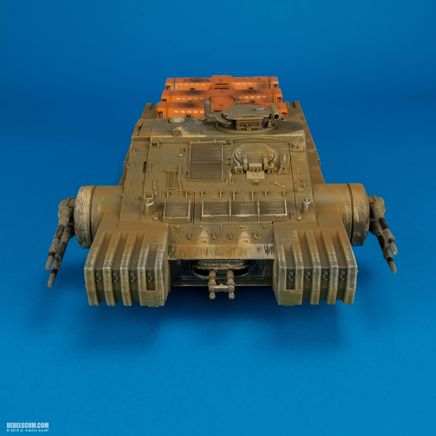 Imperial-Combat-Assault-Tank-The-Vintage-Collection-Hasbro-001.jpg