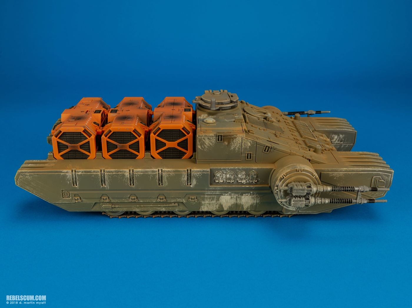 Imperial-Combat-Assault-Tank-The-Vintage-Collection-Hasbro-002.jpg