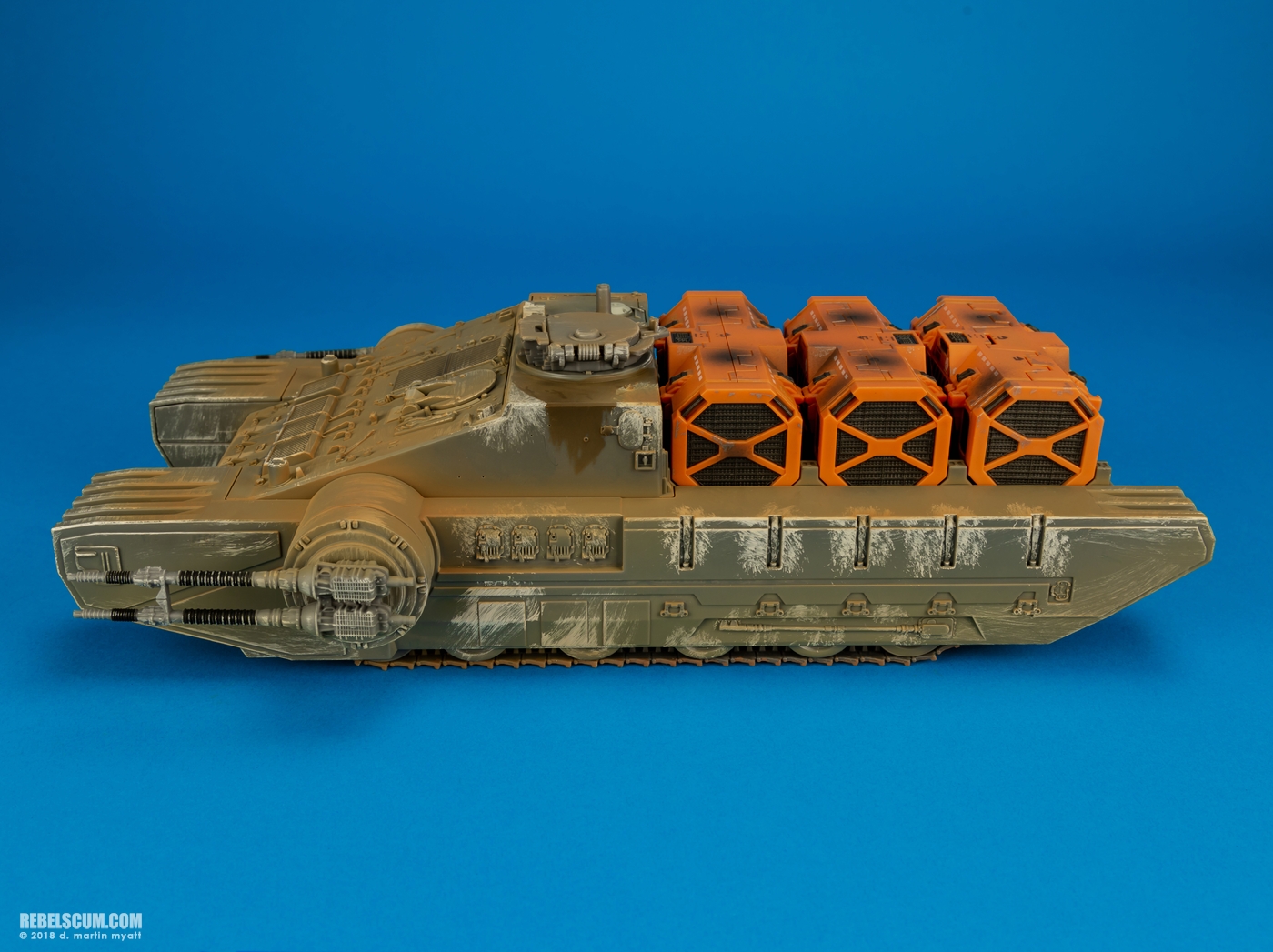 Imperial-Combat-Assault-Tank-The-Vintage-Collection-Hasbro-003.jpg