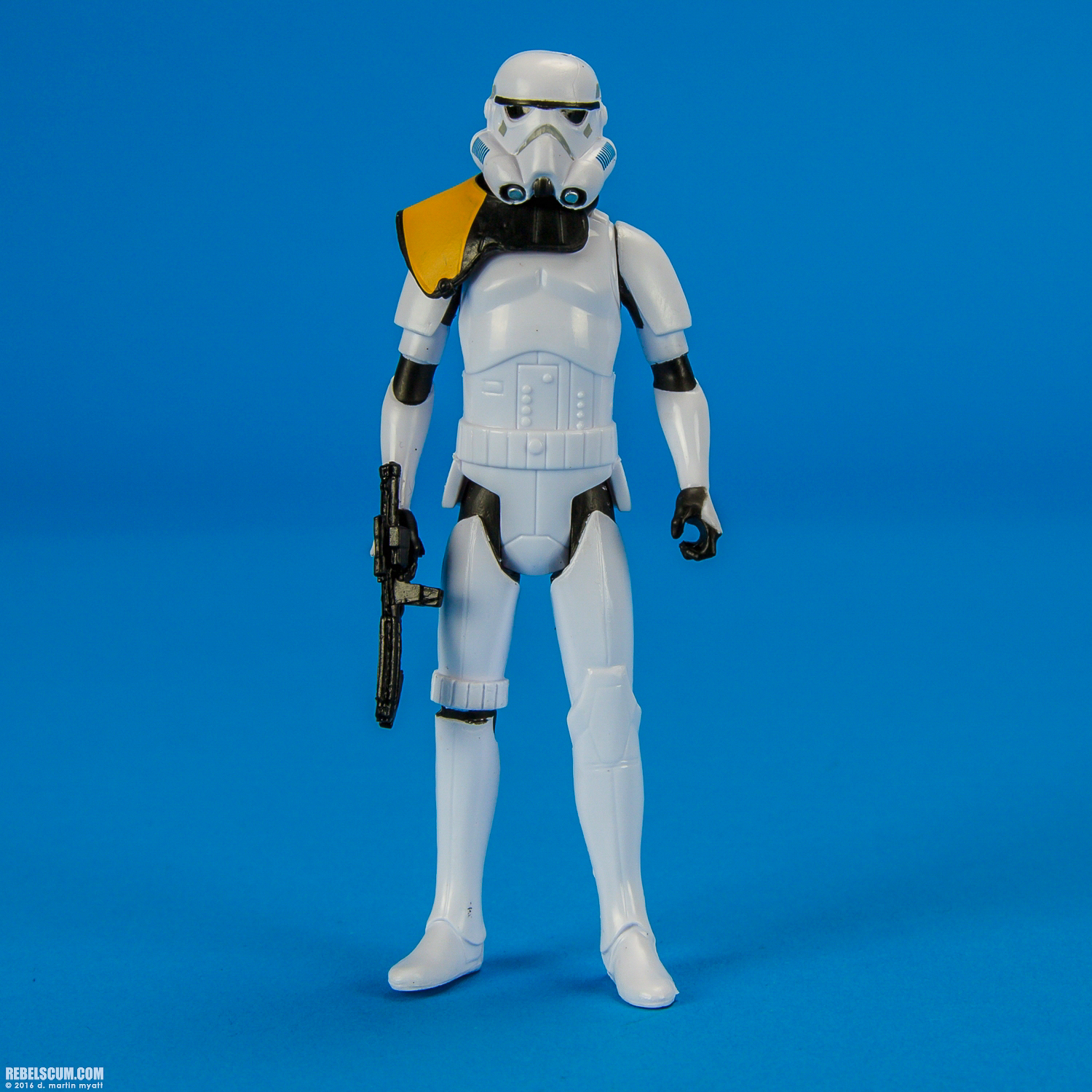 Kanan-Jarrus-Stormtrooper-Disguise-Rogue-One-Rebels-005.jpg