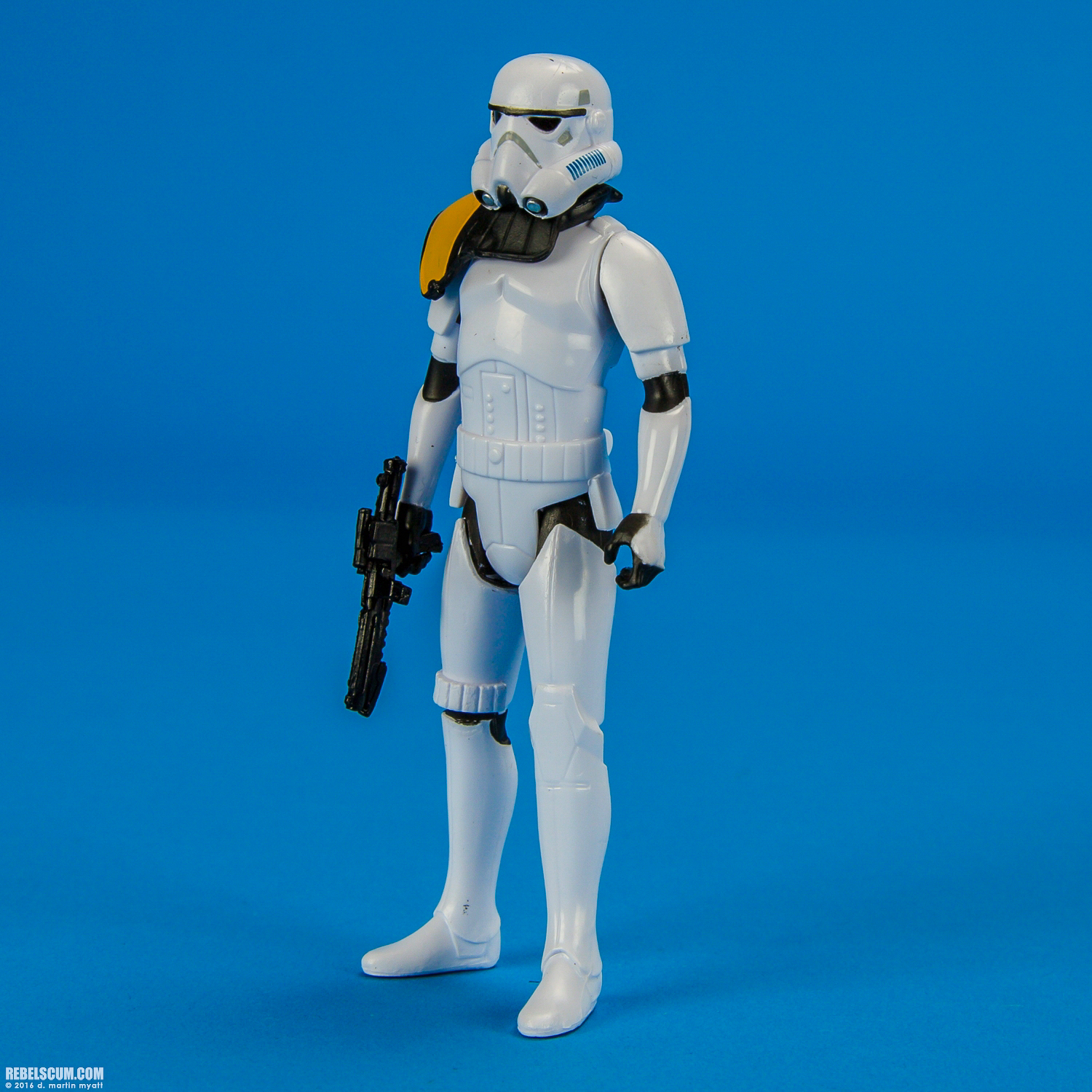 Kanan-Jarrus-Stormtrooper-Disguise-Rogue-One-Rebels-007.jpg