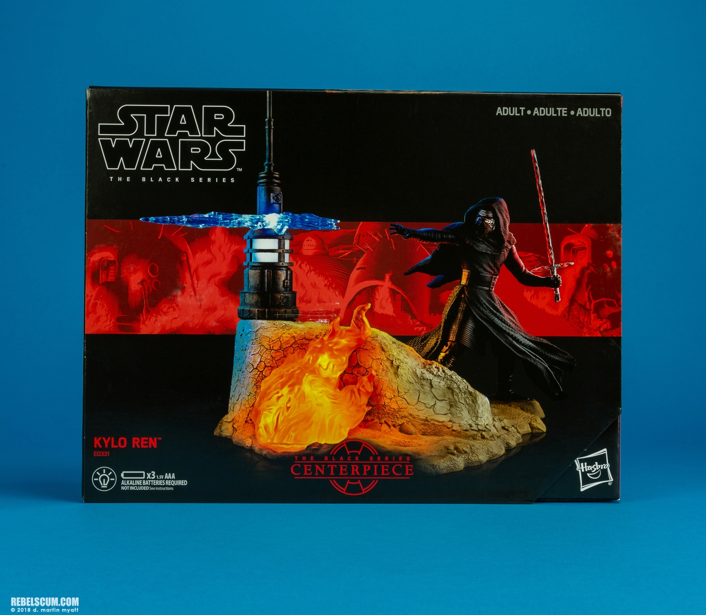 Kylo-Ren-03-Star-Wars-The-Black-Series-Centerpiece-Hasbro-016.jpg