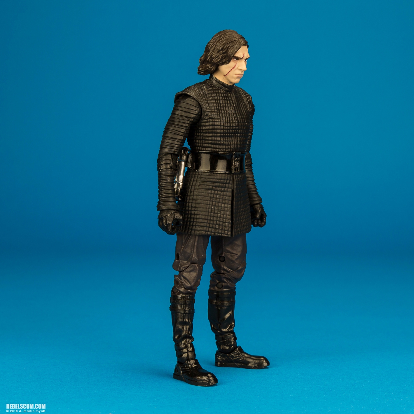 Kylo-Ren-Throne-Room-Star-Wars-The-Black-Series-6-Inch-010.jpg