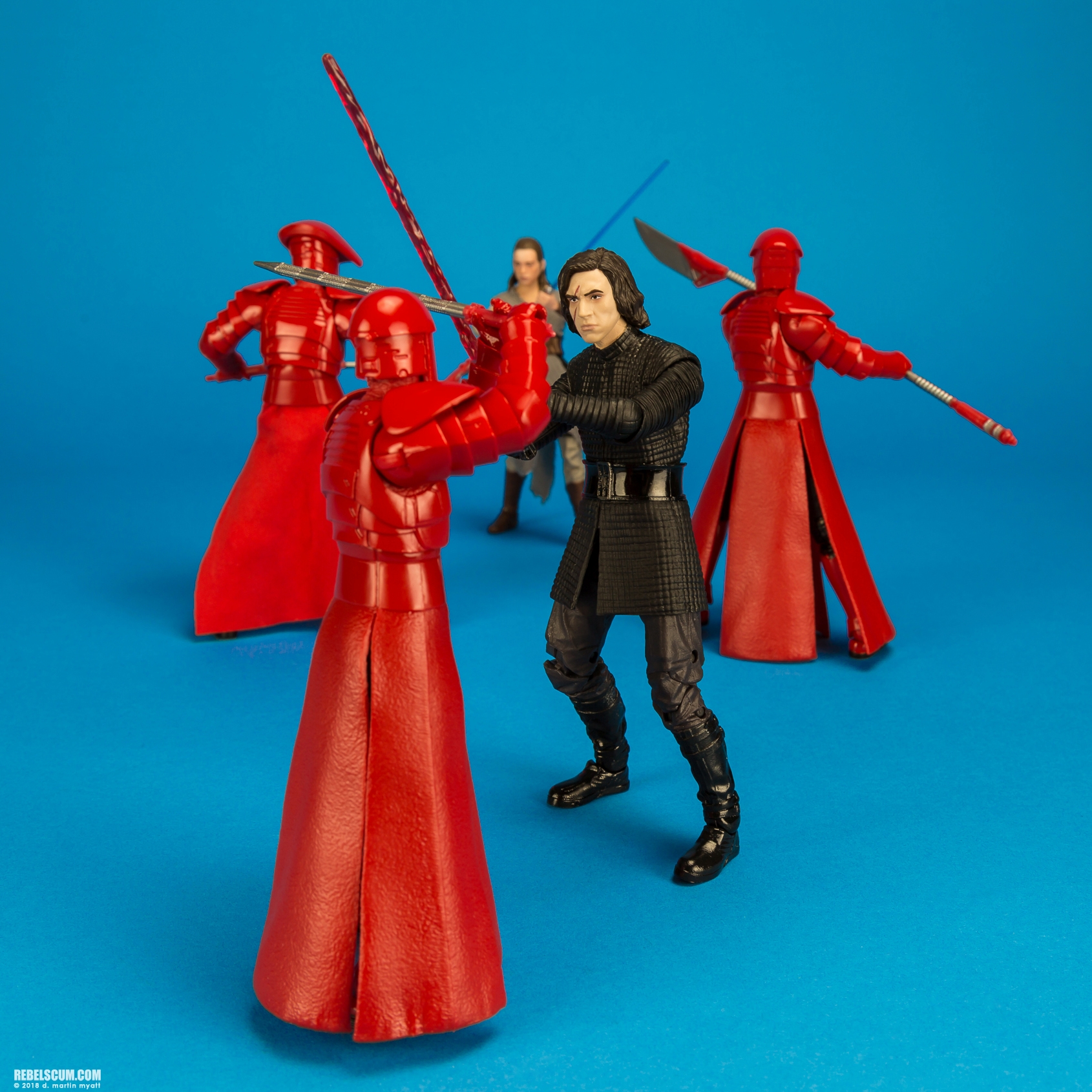 Kylo-Ren-Throne-Room-Star-Wars-The-Black-Series-6-Inch-023.jpg