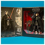 Kylo-Ren-Throne-Room-Star-Wars-The-Black-Series-6-Inch-031.jpg