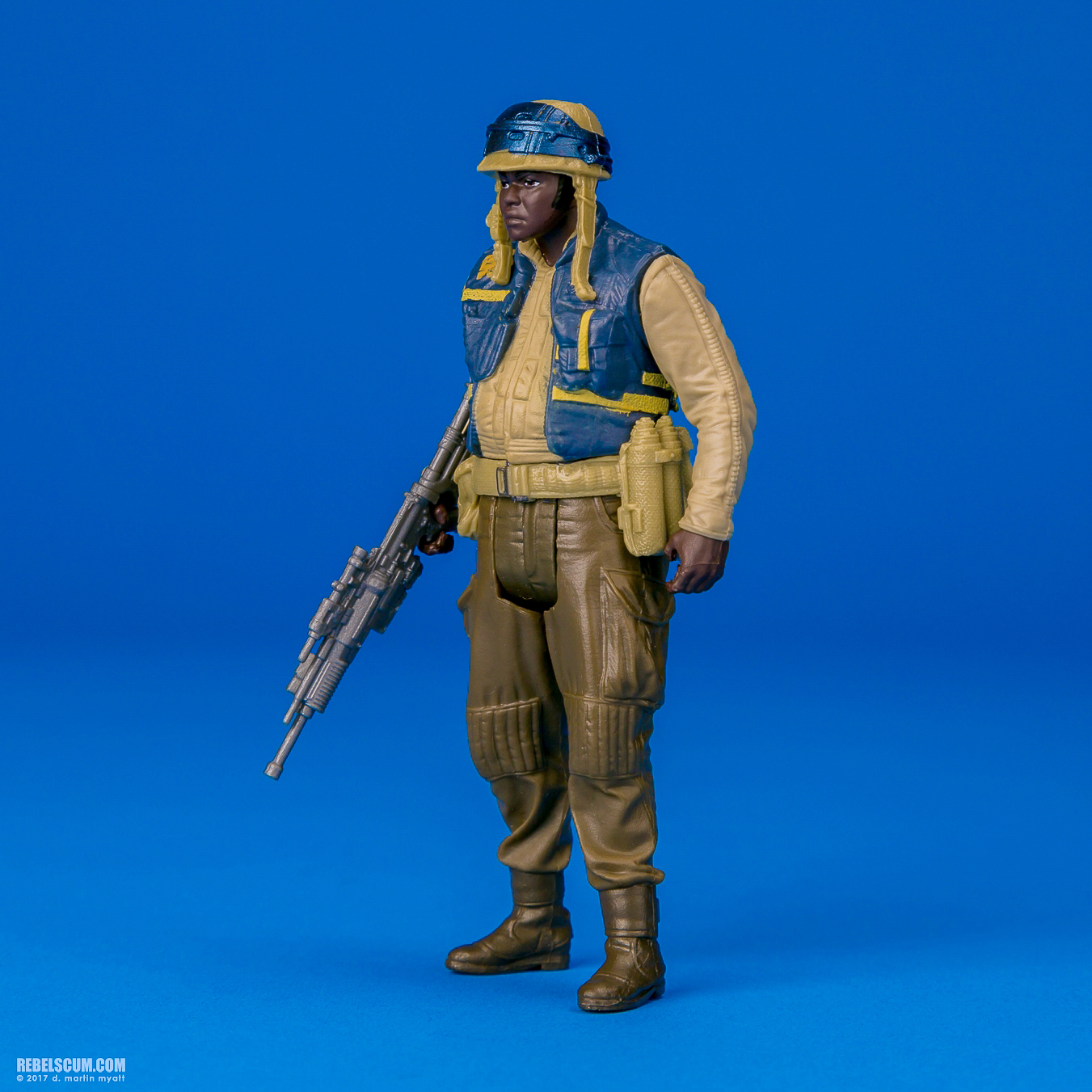 Lieutenant-Sefla-C1975-B7072-Rogue-One-Hasbro-007.jpg