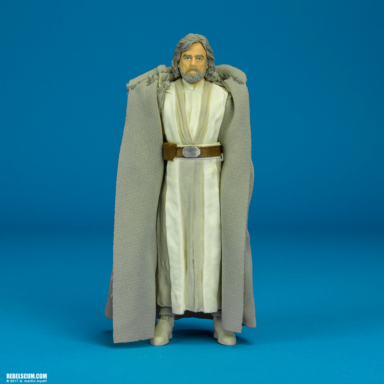 Luke-Skywalker-Jedi-Master-46-The-Black-Series-6-inch-001.jpg