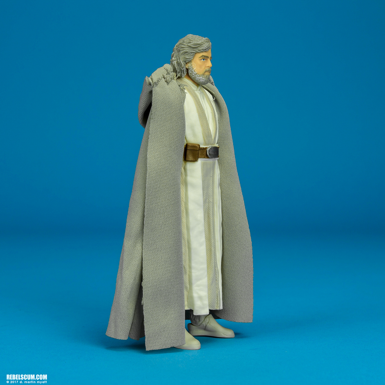 Luke-Skywalker-Jedi-Master-46-The-Black-Series-6-inch-002.jpg