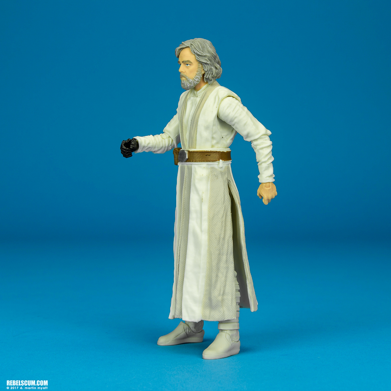 Luke-Skywalker-Jedi-Master-46-The-Black-Series-6-inch-007.jpg