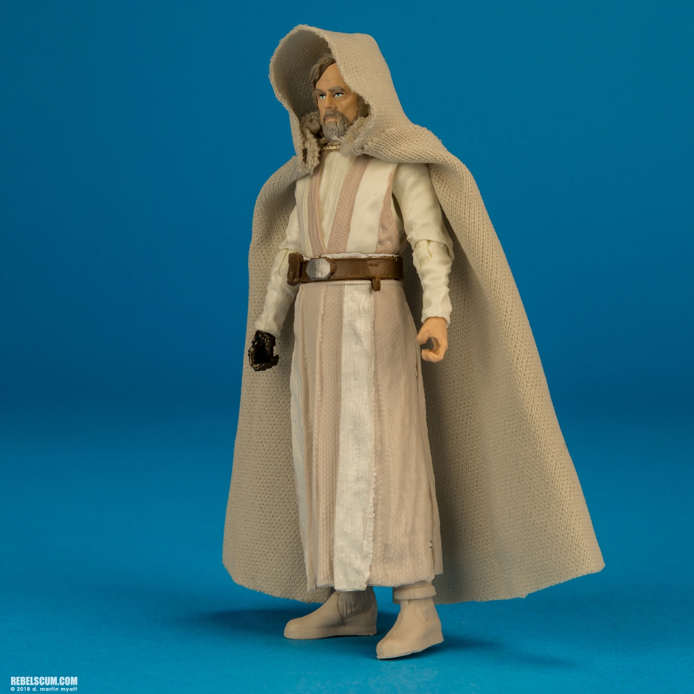 Luke-Skywalker-Jedi-Master-Star-Wars-The-Black-Series-003.jpg