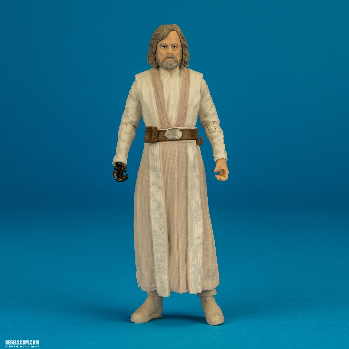 Luke-Skywalker-Jedi-Master-Star-Wars-The-Black-Series-005.jpg