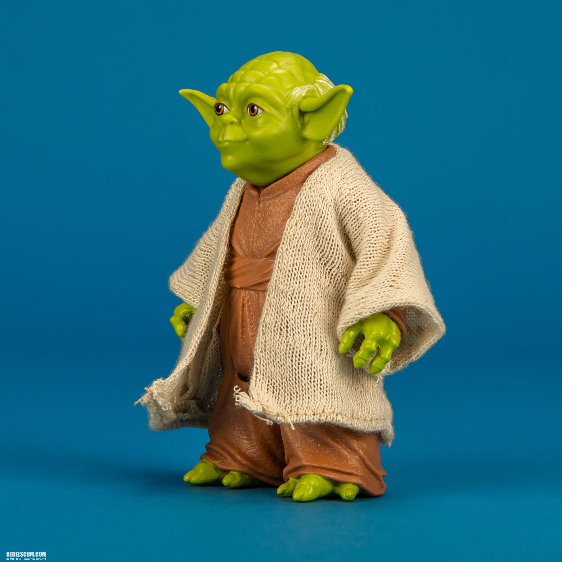 Luke-Skywalker-Yoda-Forces-Of-Destiny-Hasbro-Star-Wars-007.jpg