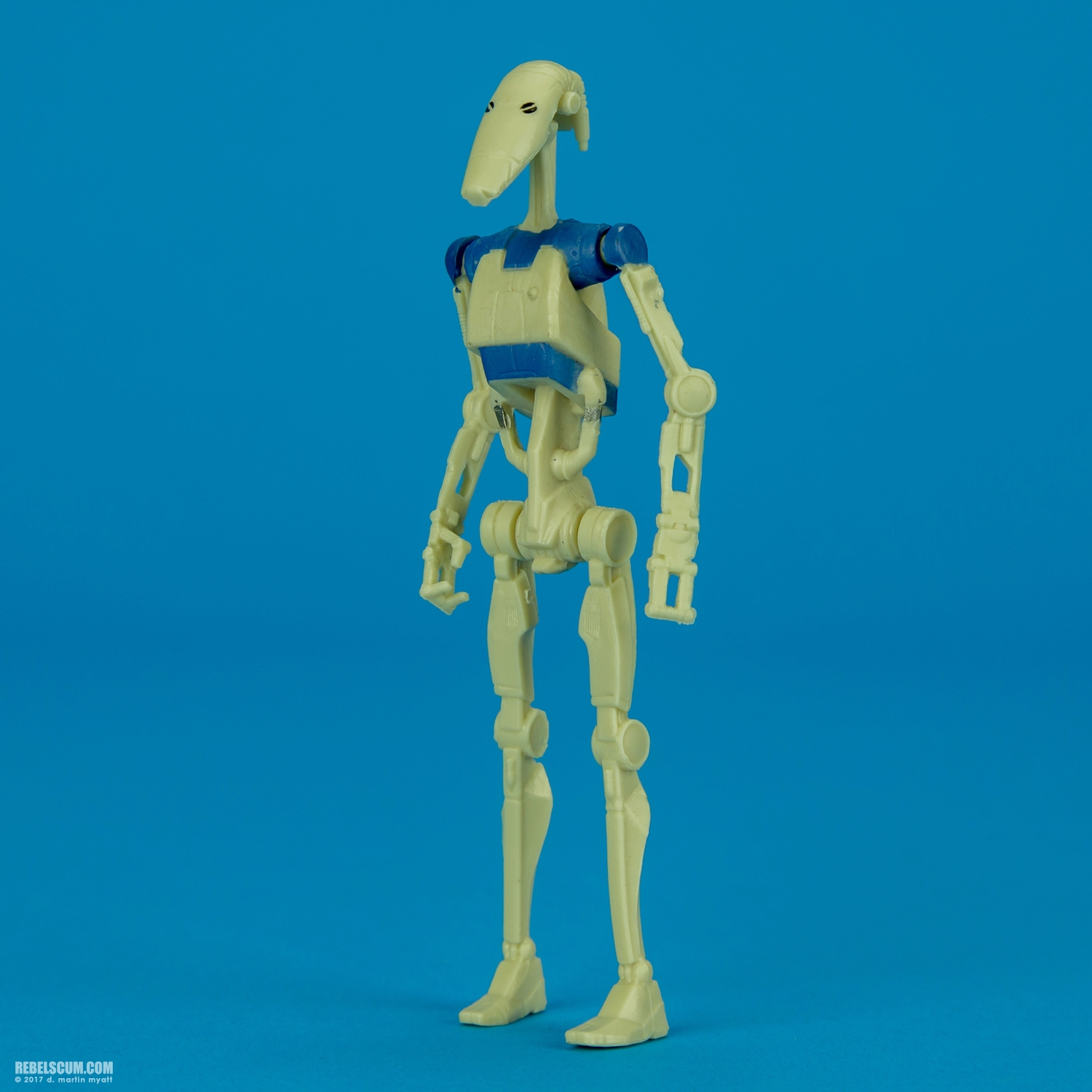 MTT-Droid-Fighter-A0920-A0918-Movie-Heroes-Hasbro-003.jpg