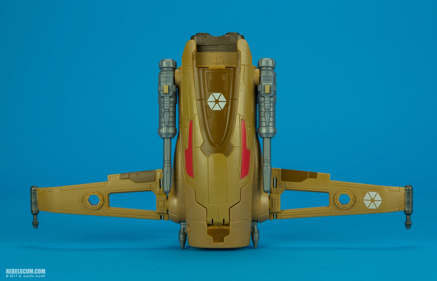 MTT-Droid-Fighter-A0920-A0918-Movie-Heroes-Hasbro-011.jpg