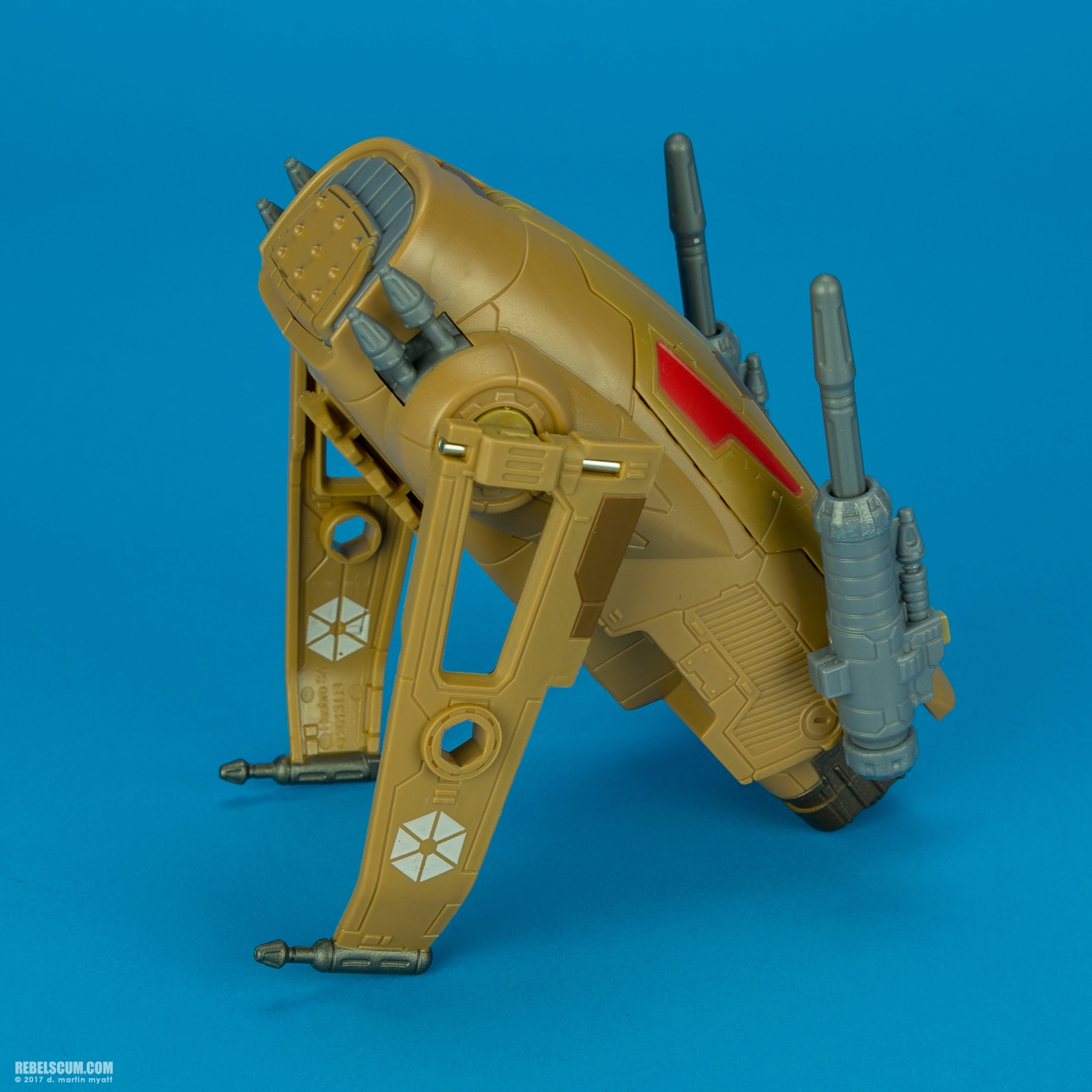 MTT-Droid-Fighter-A0920-A0918-Movie-Heroes-Hasbro-024.jpg