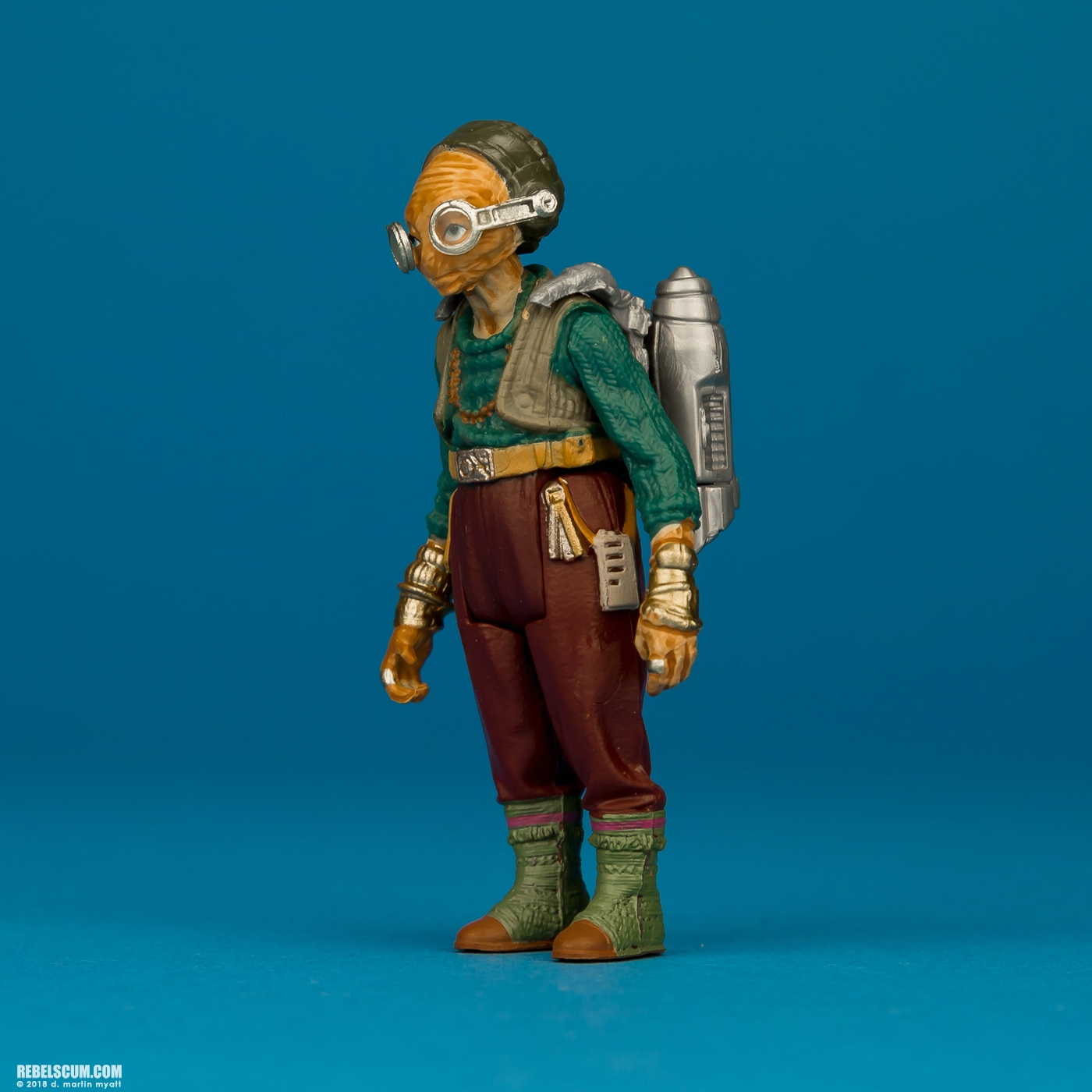 Maz-Kanata-Solo-Star-Wars-Universe-ForceLink-2-Hasbro-003.jpg