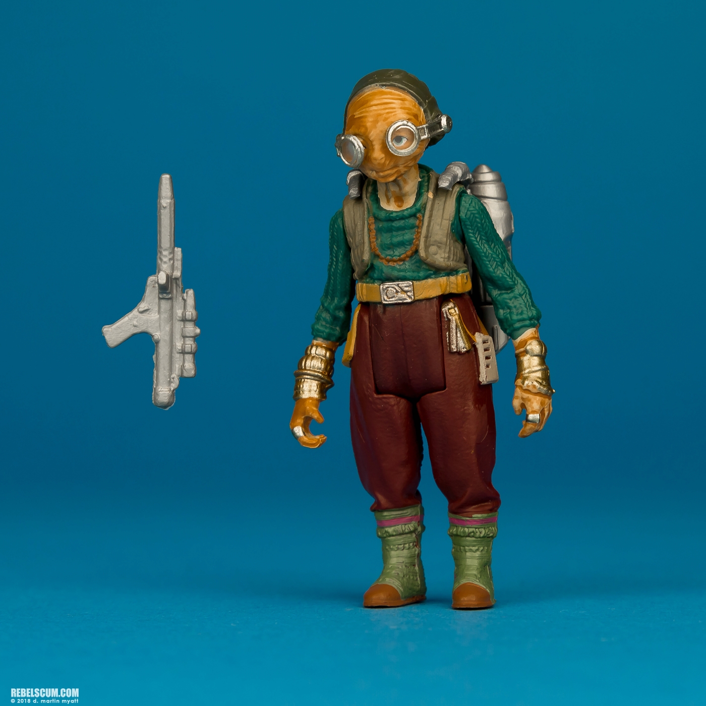 Maz-Kanata-Solo-Star-Wars-Universe-ForceLink-2-Hasbro-005.jpg