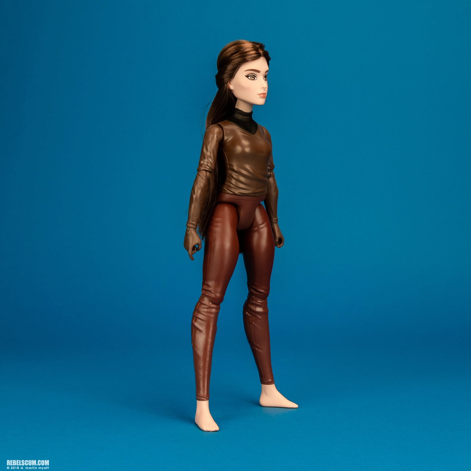 Padme-Amidala-Star-Wars-Forces-Of-Destiny-Adventure-Figure-010.jpg