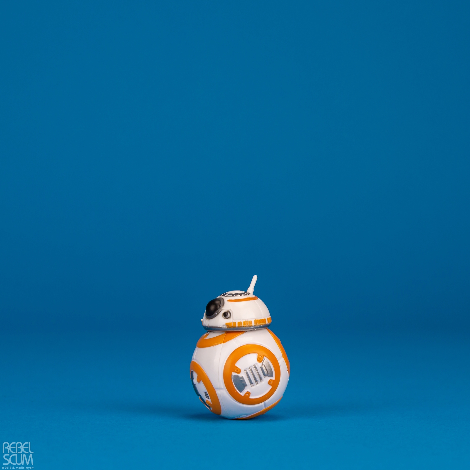 Poe-Dameron-BB-8-Resistance-Two-Pack-011.jpg