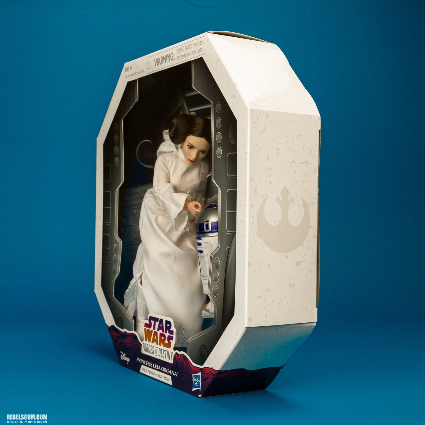 Princess-Leia-Organa-Forces-Of-Destiny-Platinum-Edition-019.jpg