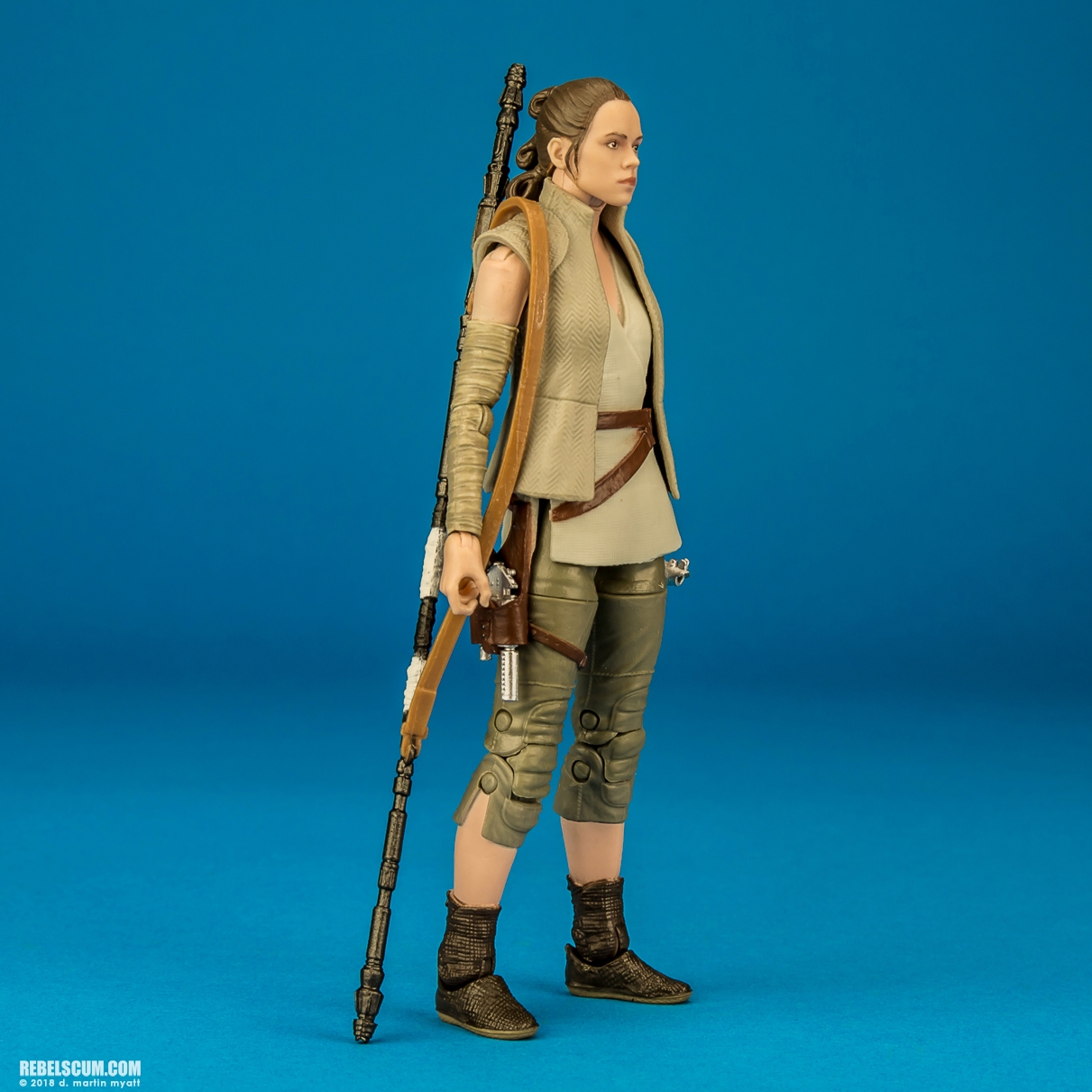 Rey-Island-Journey-58-Star-Wars-The-Black-Series-6-inch-002.jpg