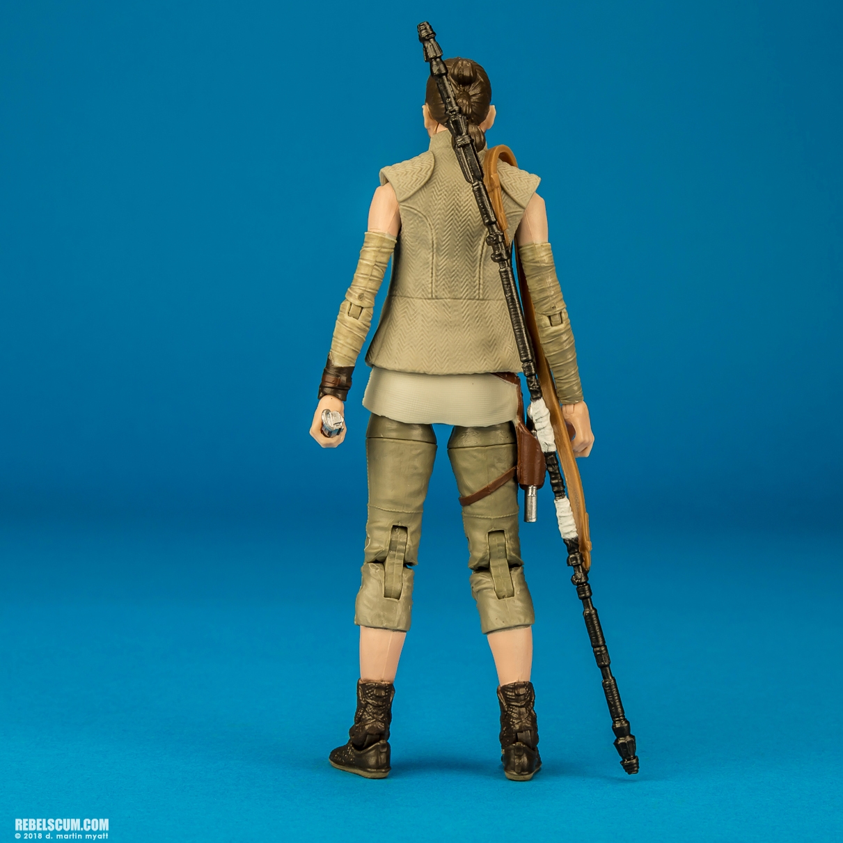 Rey-Island-Journey-58-Star-Wars-The-Black-Series-6-inch-004.jpg