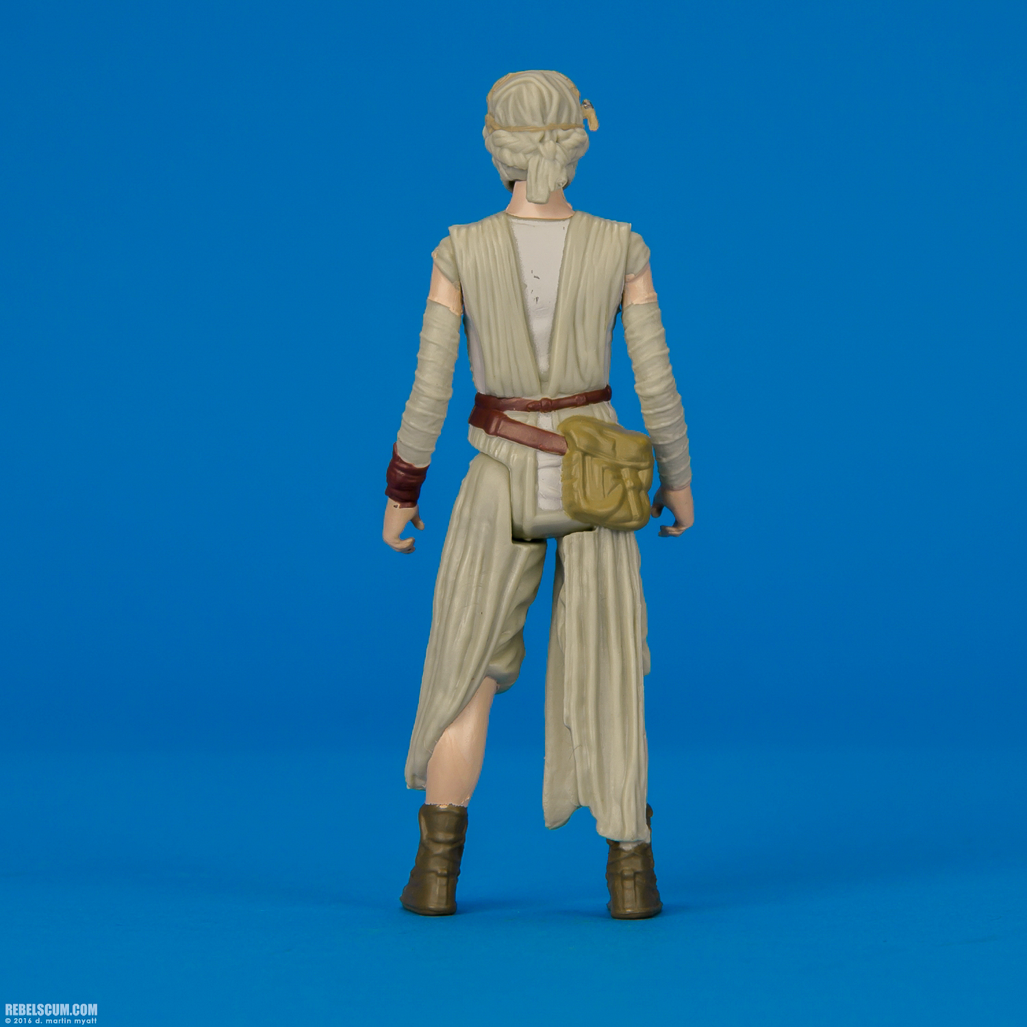 Rey-Jakku-Rogue-One-The-Force-Awakens-Hasbro-B9842-004.jpg