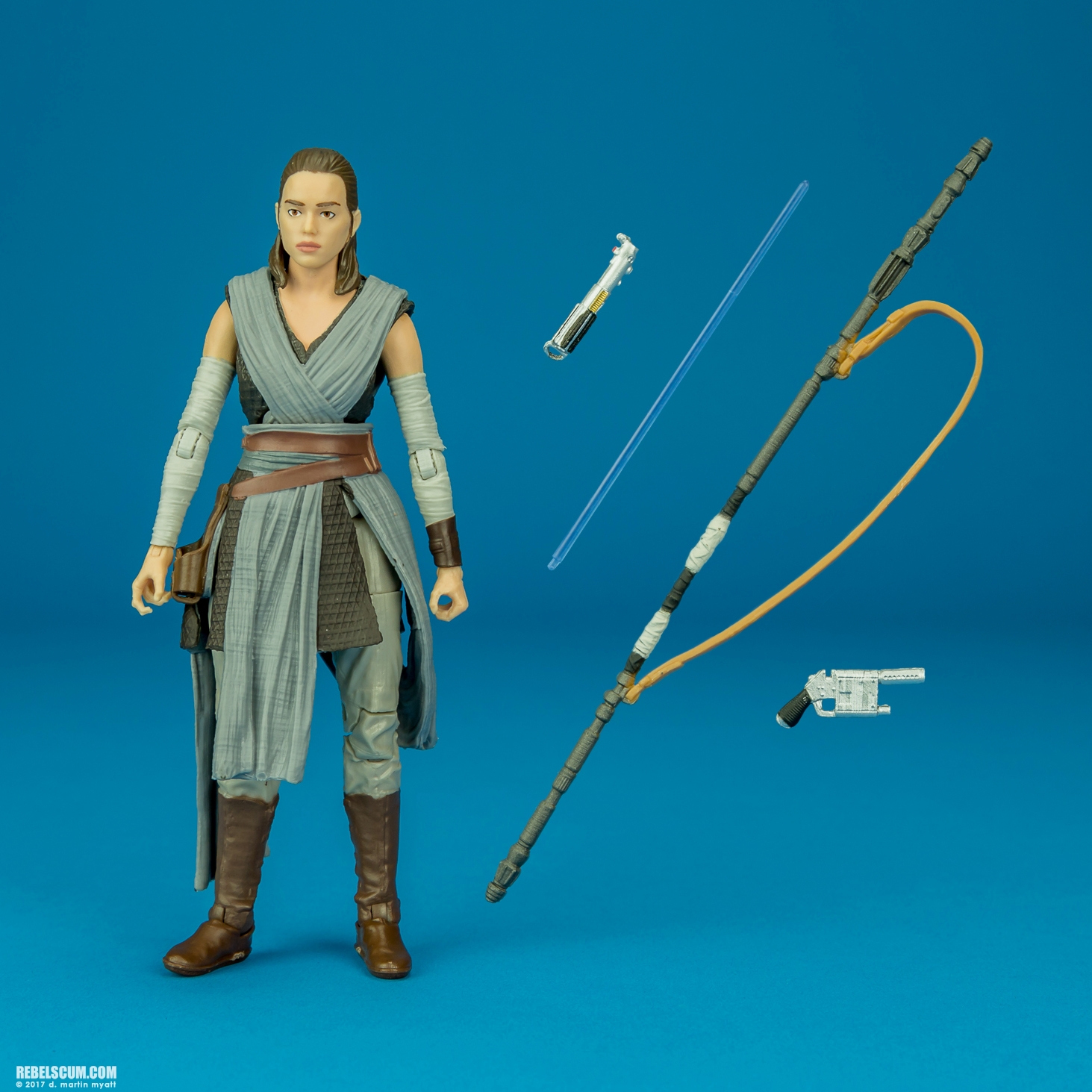 Rey-Jedi-Training-44-The-Black-Series-6-inch-Hasbro-005.jpg