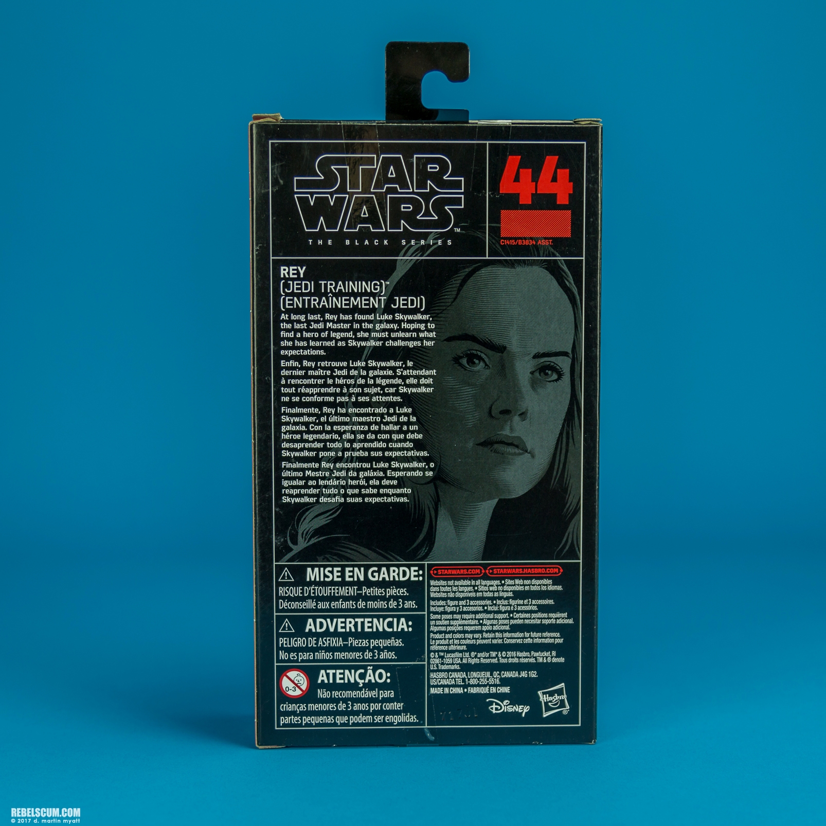 Rey-Jedi-Training-44-The-Black-Series-6-inch-Hasbro-015.jpg