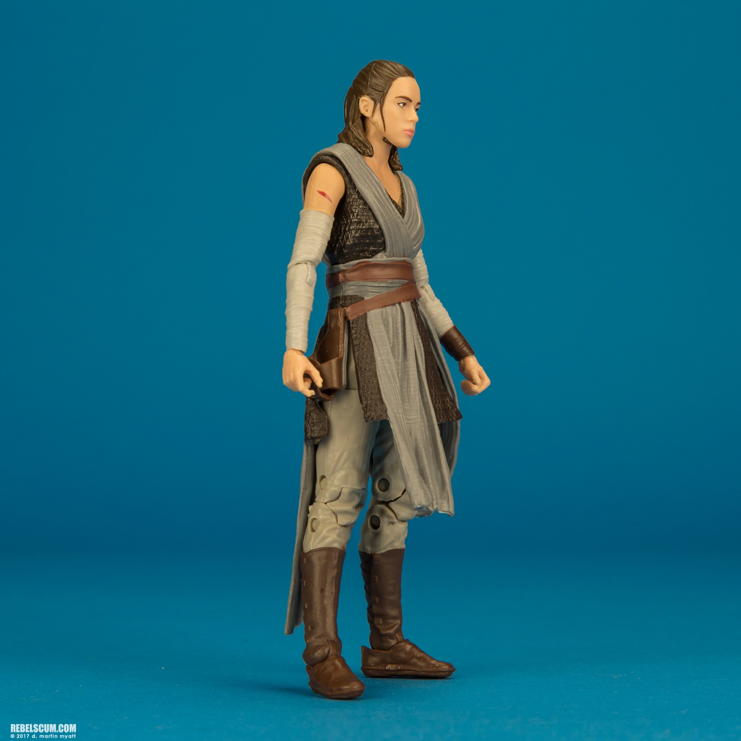 Rey-Jedi-Training-44-The-Black-Series-6-inch-Variation-006.jpg