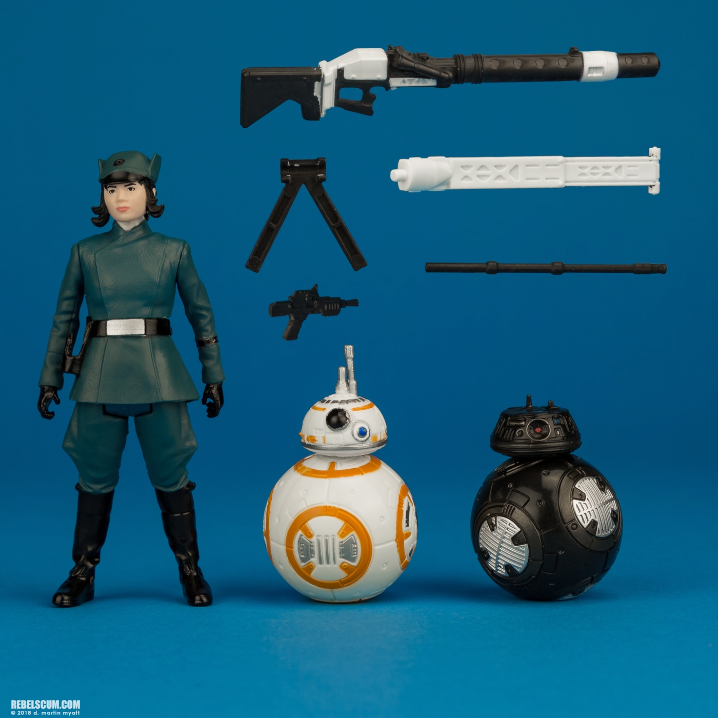 Rose-First-Order-Disguise-BB-8-BB-9E-Star-Wars-Universe-013.jpg