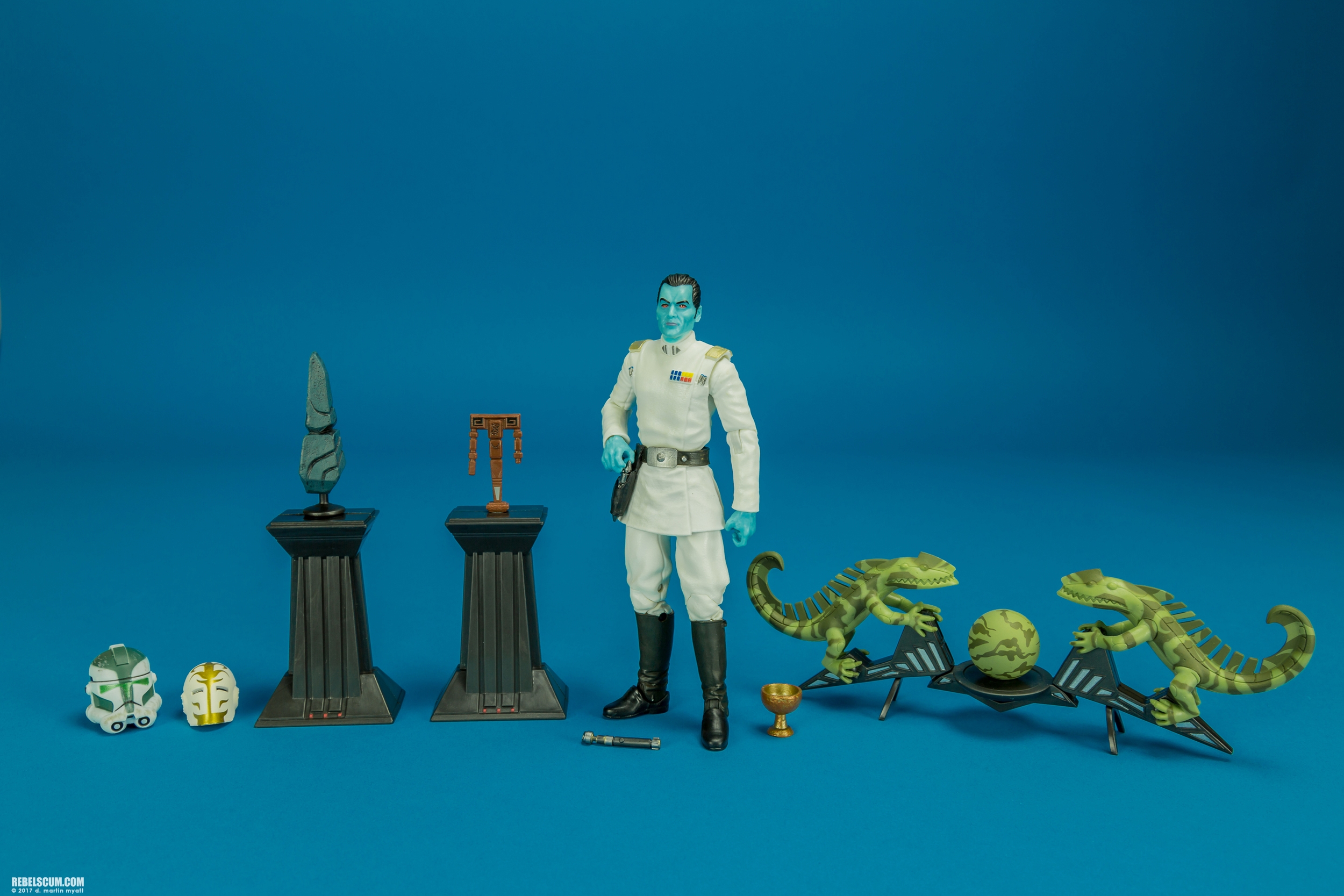 San-Diego-Comic-Con-2017-Grand-Admiral-Thrawn-025.jpg