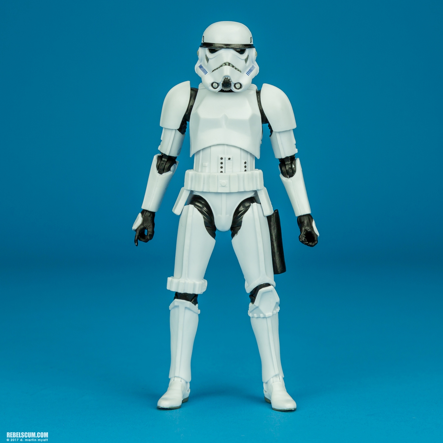 Stormtrooper-48-The-Black-Series-6-Inch-001.jpg