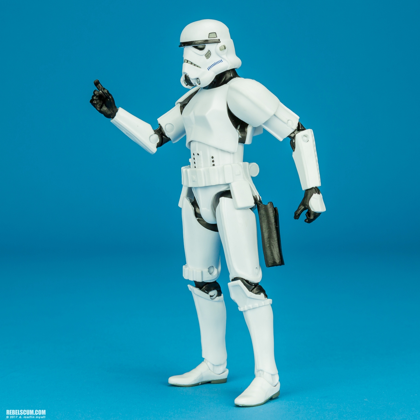 Stormtrooper-48-The-Black-Series-6-Inch-003.jpg