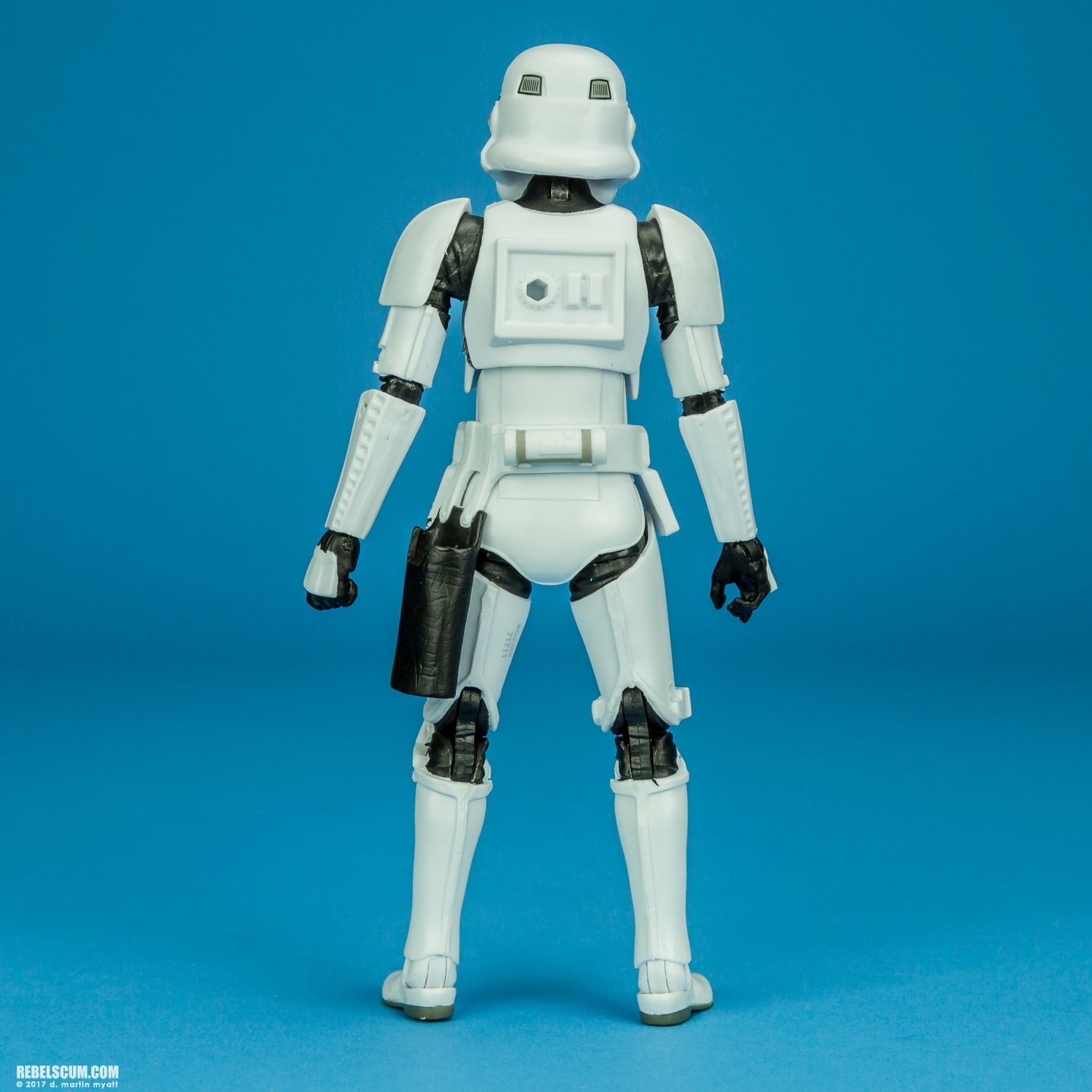 Stormtrooper-48-The-Black-Series-6-Inch-004.jpg