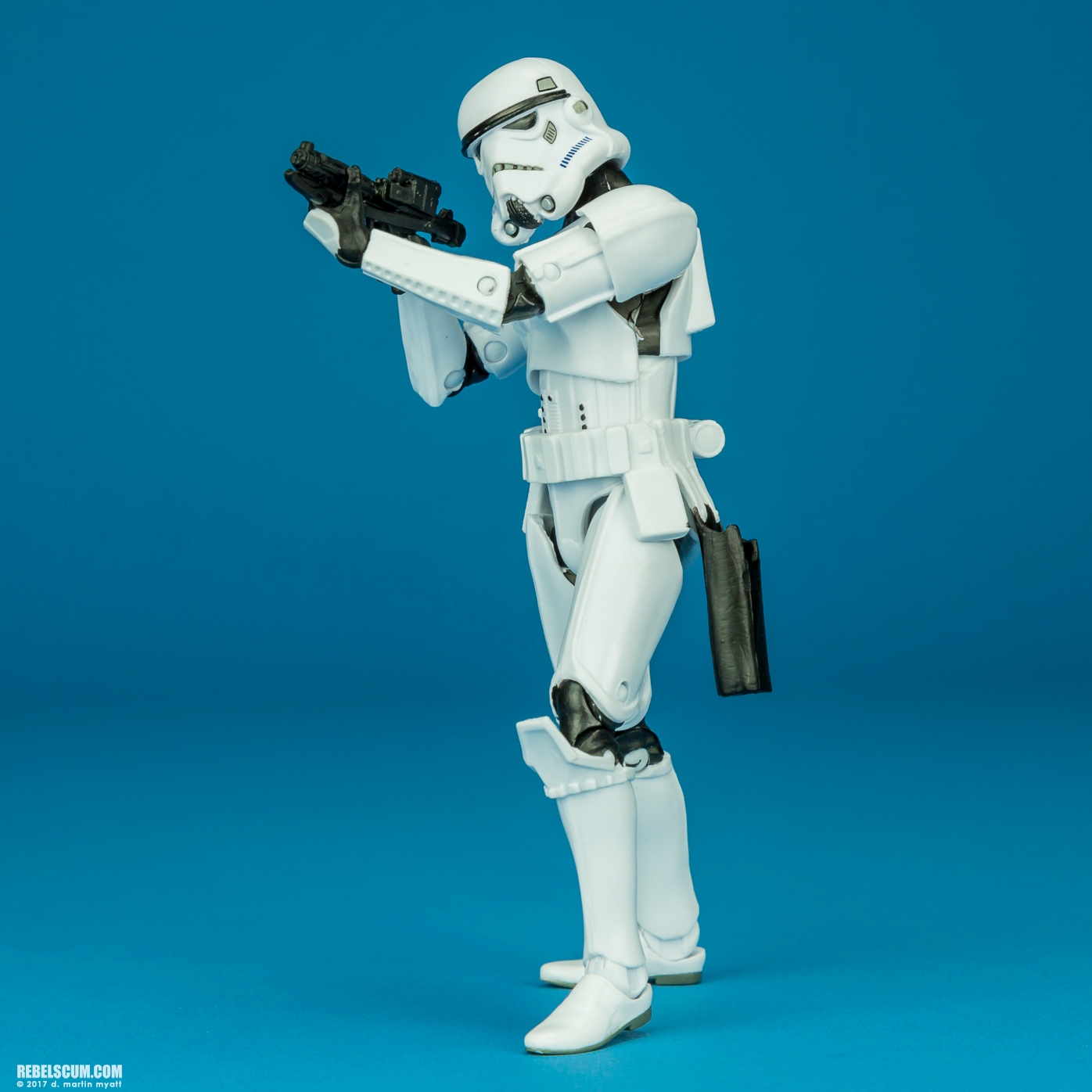 Stormtrooper-48-The-Black-Series-6-Inch-010.jpg