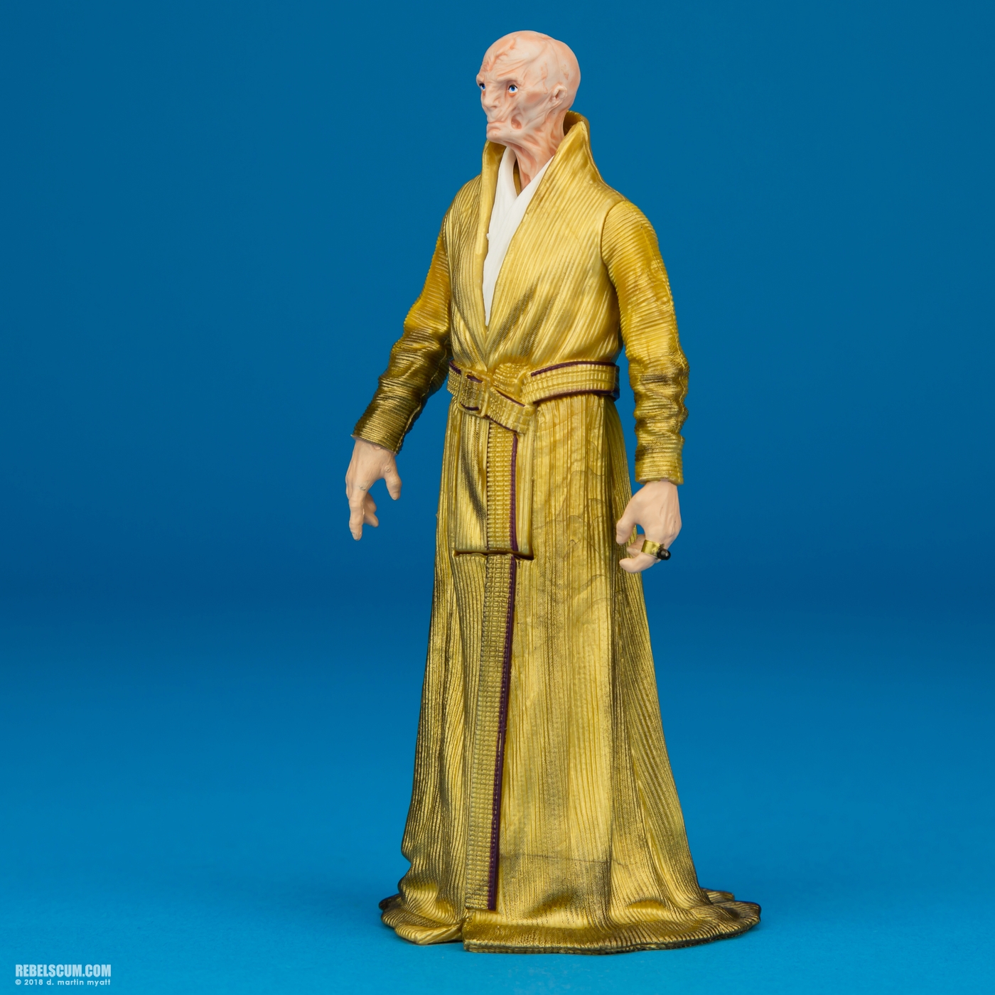 Supreme-Leader-Snoke-Star-Wars-Universe-Force-Link-003.jpg